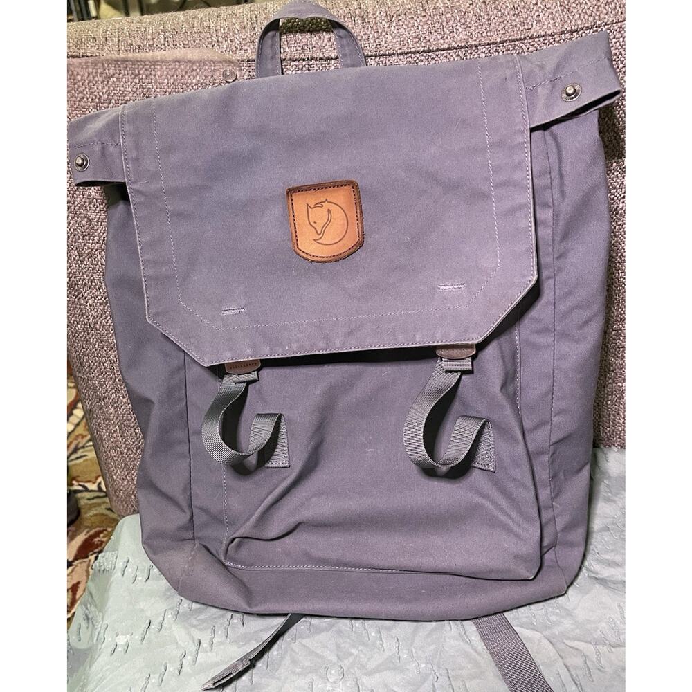 Fjällräven G-1000 Gray Canvas Hiking Backpack Buckle Closure Leather Logo Patch